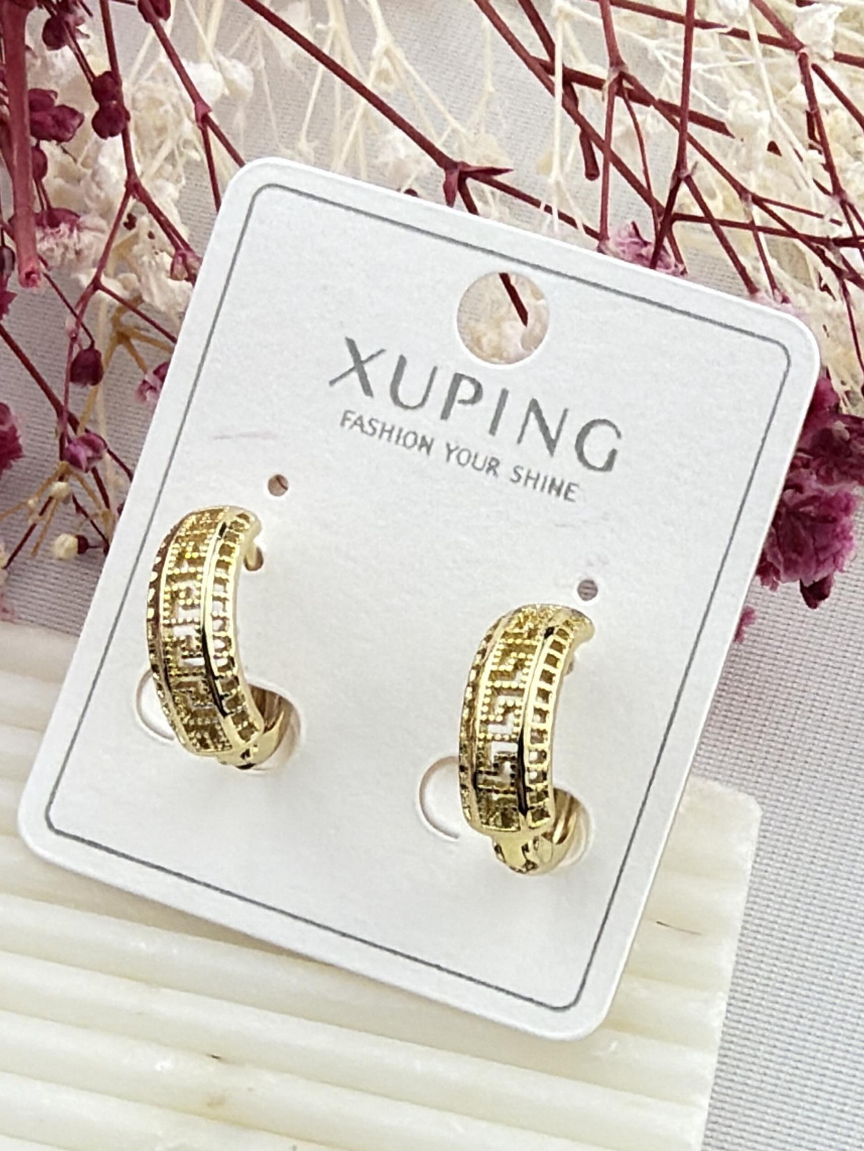 5fe28da4-f5ae-4901-b53f-399c834f0393.jpg Parlayan Xuping Küpe - Görsel 1